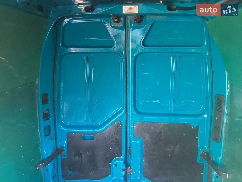 Мінівен Renault Master 2012 в Березні