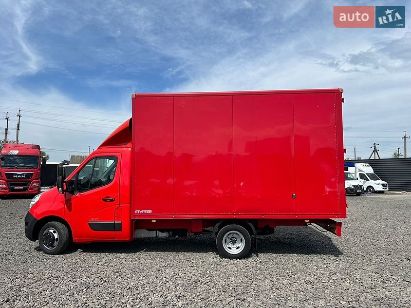Вантажний фургон Renault Master 2016 в Ковелі