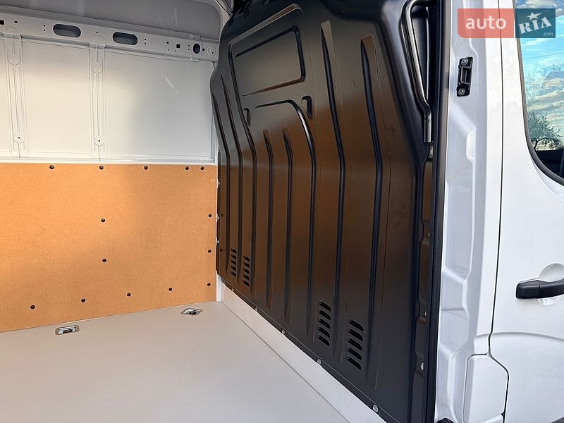 Грузовой фургон Renault Master 2020 в Фастове