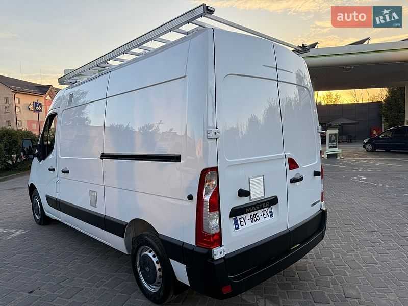 Грузовой фургон Renault Master 2018 в Дубно