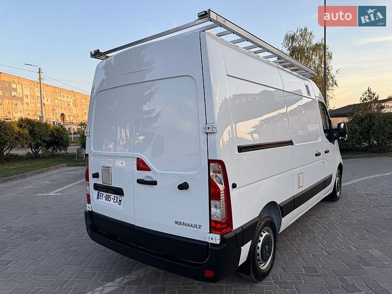 Грузовой фургон Renault Master 2018 в Дубно