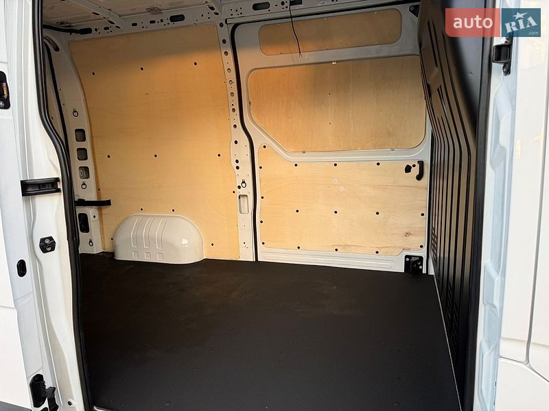 Грузовой фургон Renault Master 2018 в Дубно