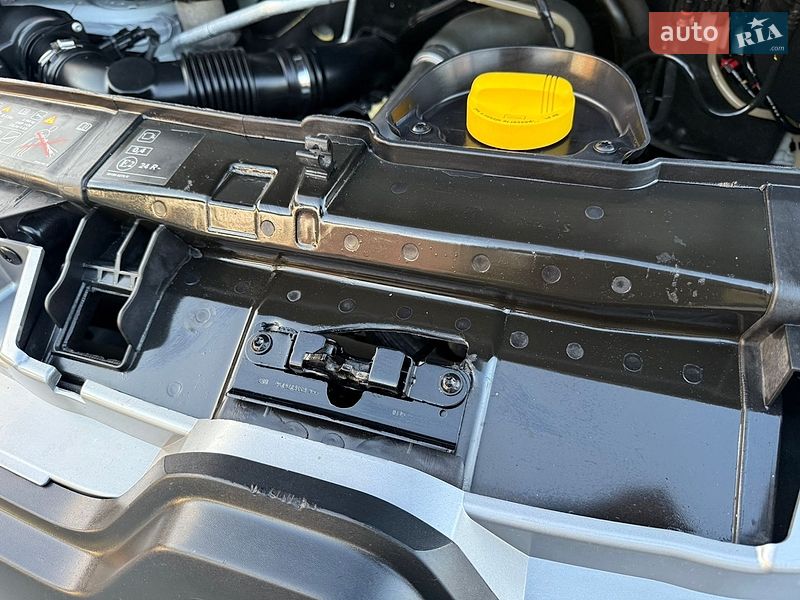Грузовой фургон Renault Master 2018 в Дубно
