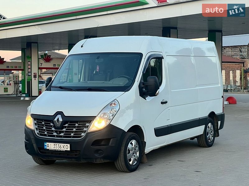 Вантажний фургон Renault Master 2015 в Житомирі
