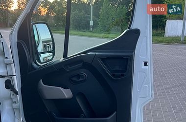 Вантажний фургон Renault Master 2015 в Житомирі
