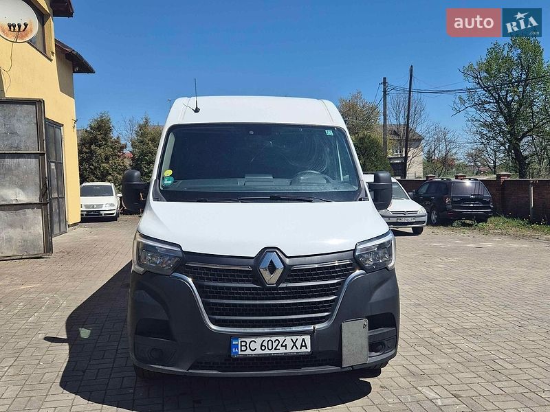 Вантажний фургон Renault Master 2021 в Дрогобичі
