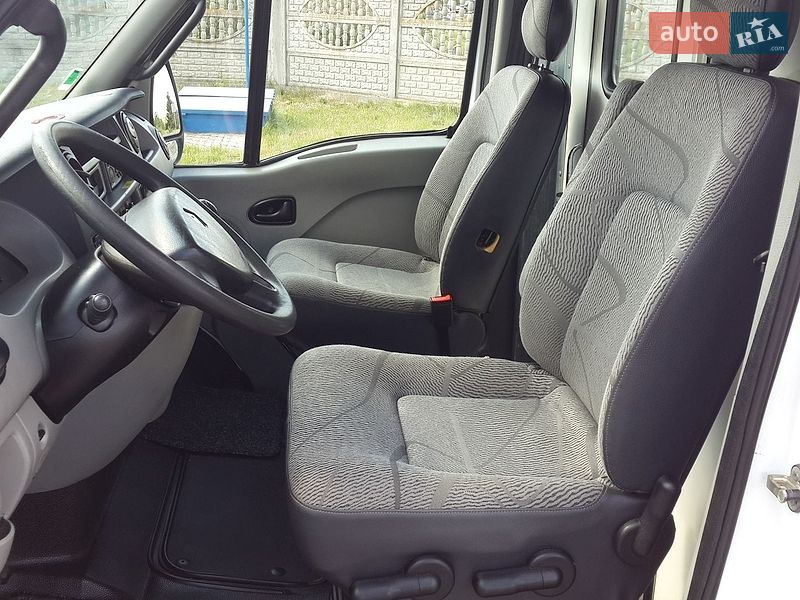 Другие грузовики Renault Master 2009 в Сарнах