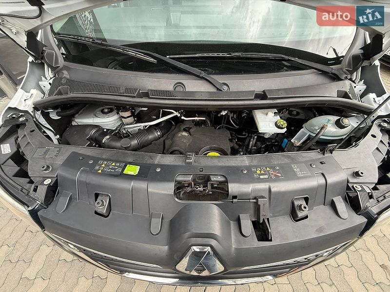 Грузовой фургон Renault Master 2021 в Черновцах