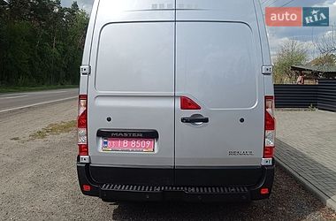 Вантажний фургон Renault Master 2017 в Дубні