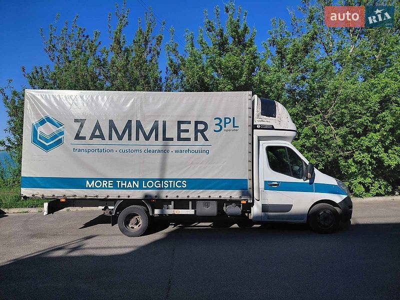 Грузовой фургон Renault Master 2015 в Киеве