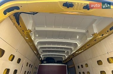 Грузовой фургон Renault Master 2020 в Львове