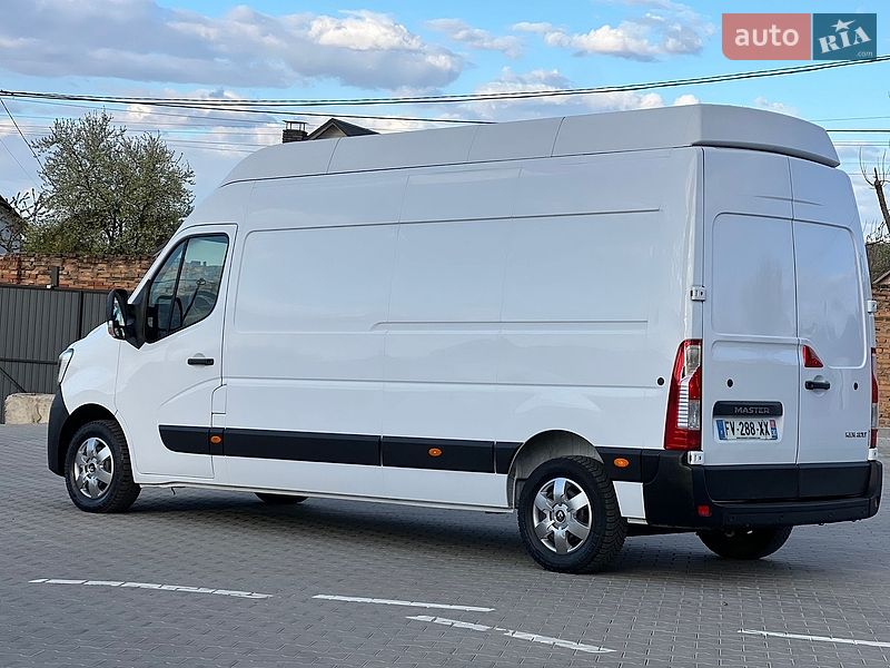 Вантажний фургон Renault Master 2021 в Дубні