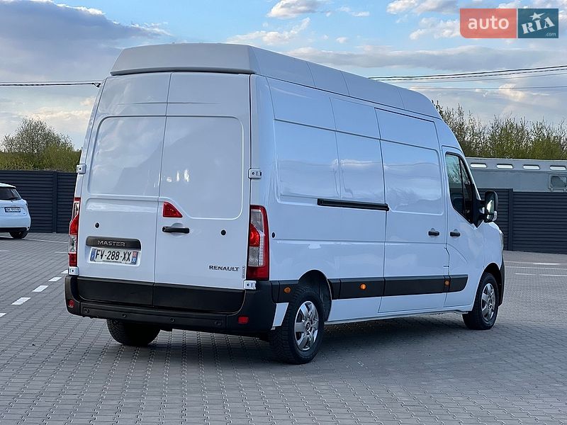 Вантажний фургон Renault Master 2021 в Дубні