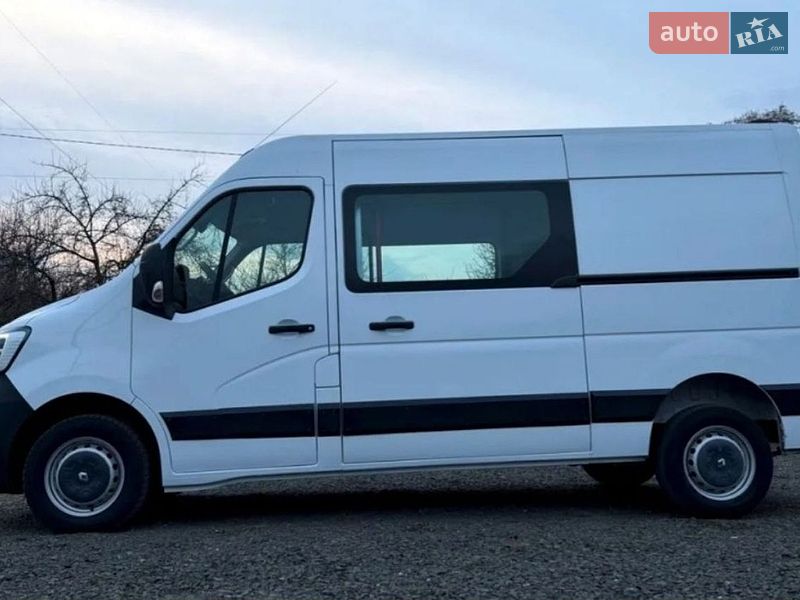 Вантажний фургон Renault Master 2022 в Харкові