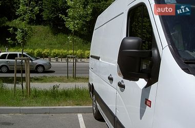 Вантажний фургон Renault Master 2017 в Львові