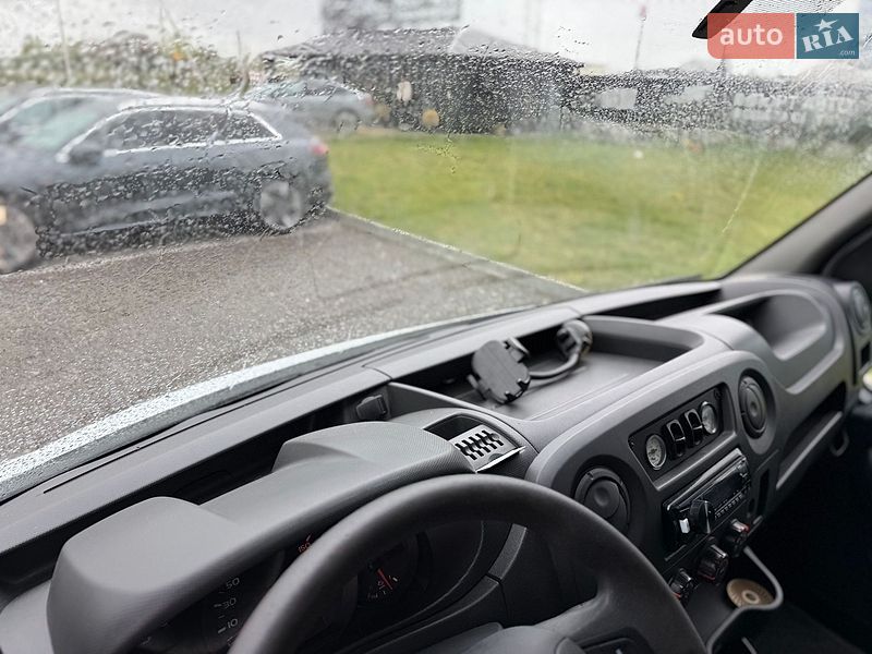 Автовоз Renault Master 2018 в Львові