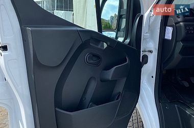 Вантажний фургон Renault Master 2020 в Києві