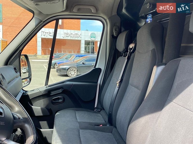 Вантажний фургон Renault Master 2020 в Києві