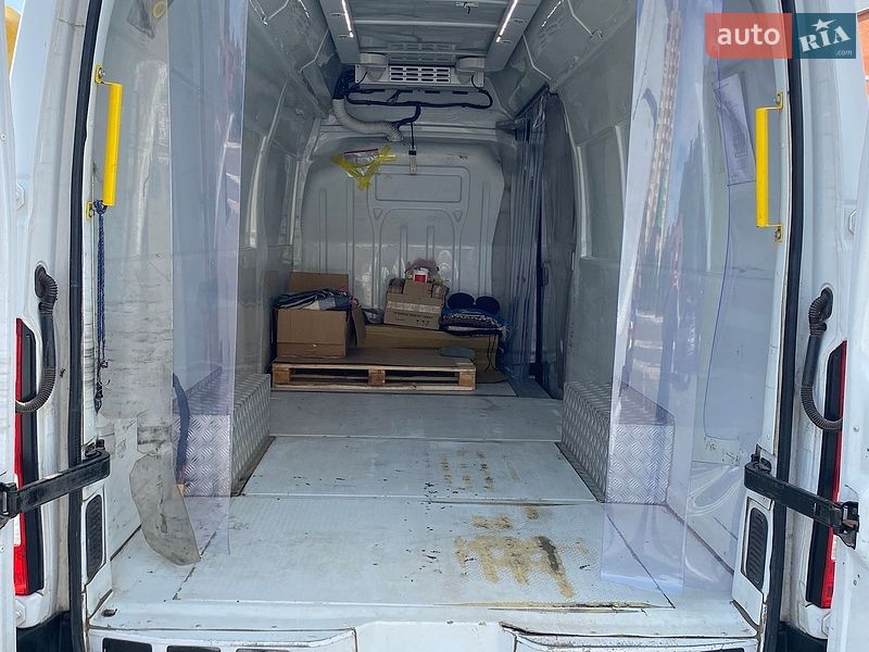 Грузовой фургон Renault Master 2020 в Киеве