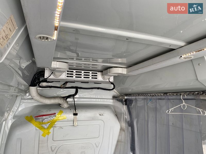 Вантажний фургон Renault Master 2020 в Києві