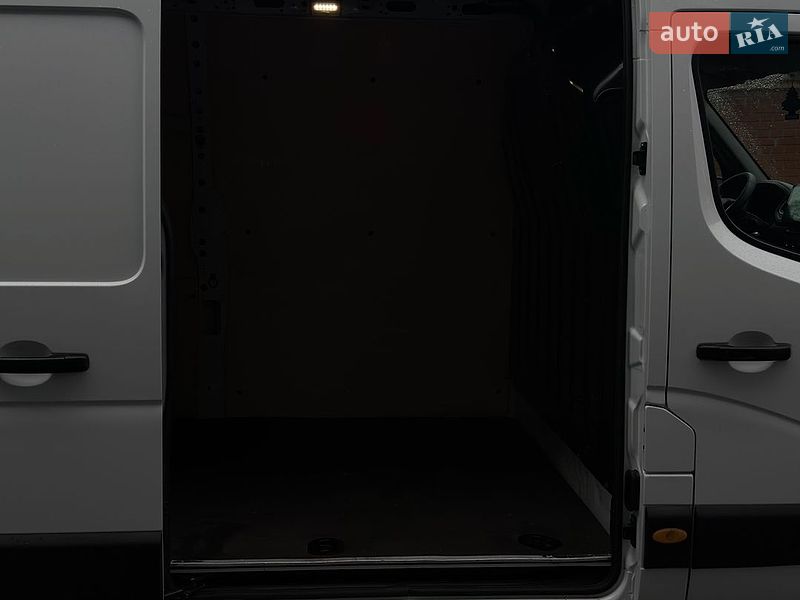 Грузовой фургон Renault Master 2021 в Киеве