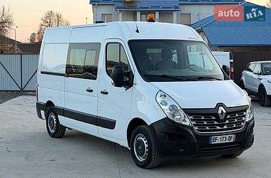 Грузопассажирский фургон Renault Master 2016 в Дубно