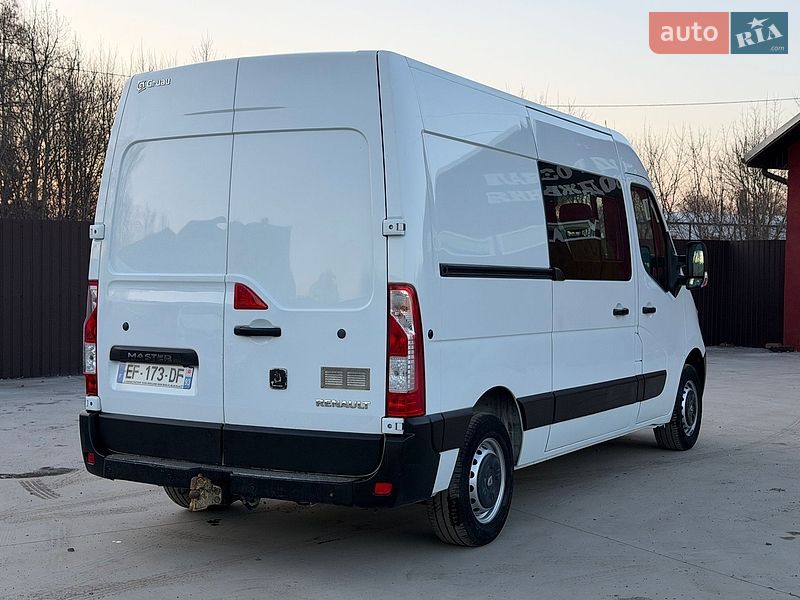Грузопассажирский фургон Renault Master 2016 в Дубно
