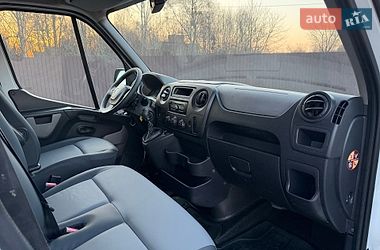 Грузопассажирский фургон Renault Master 2016 в Дубно