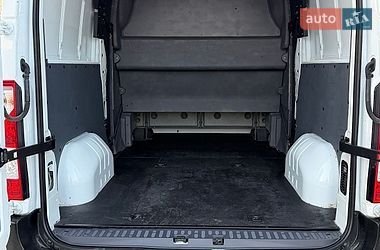 Грузопассажирский фургон Renault Master 2016 в Дубно