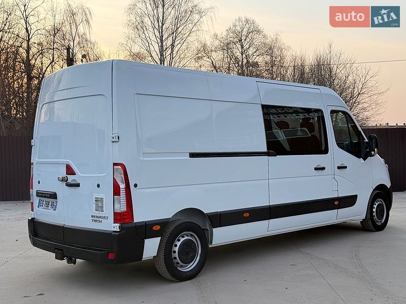 Грузопассажирский фургон Renault Master 2017 в Луцке