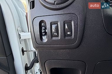 Грузопассажирский фургон Renault Master 2017 в Луцке