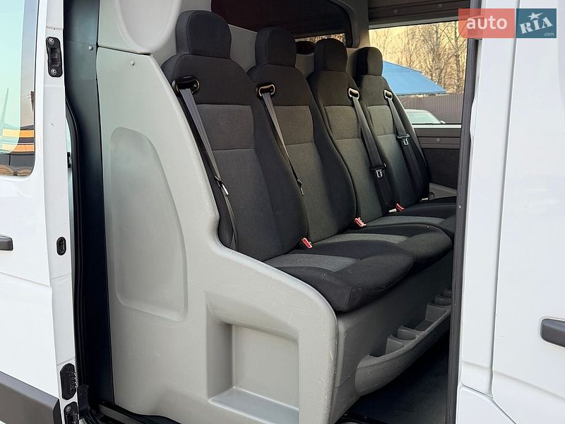 Грузопассажирский фургон Renault Master 2017 в Луцке