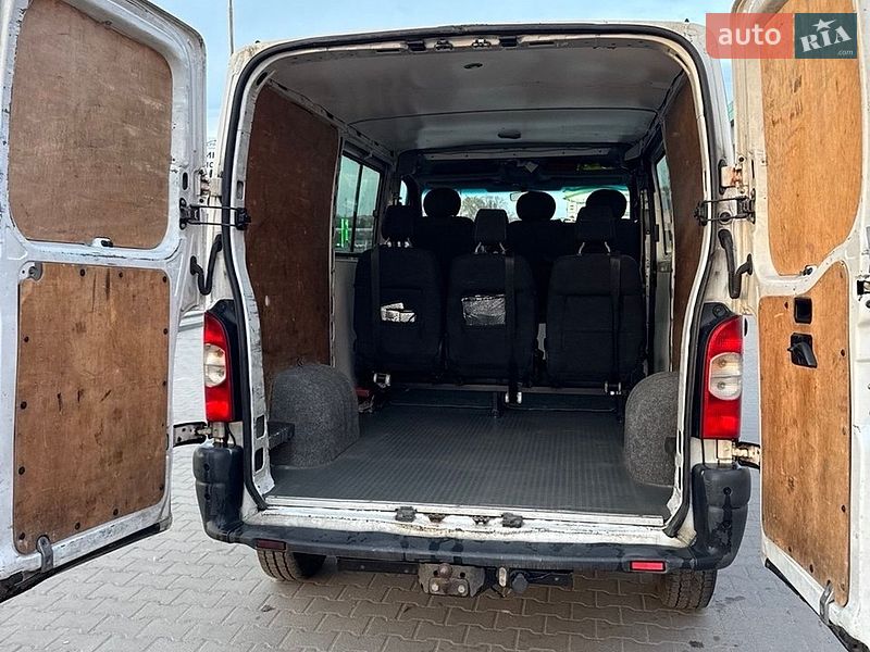 Вантажопасажирський фургон Renault Master 2007 в Нововолинську