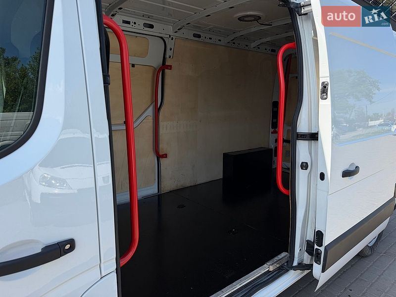 Вантажний фургон Renault Master 2021 в Бердичеві