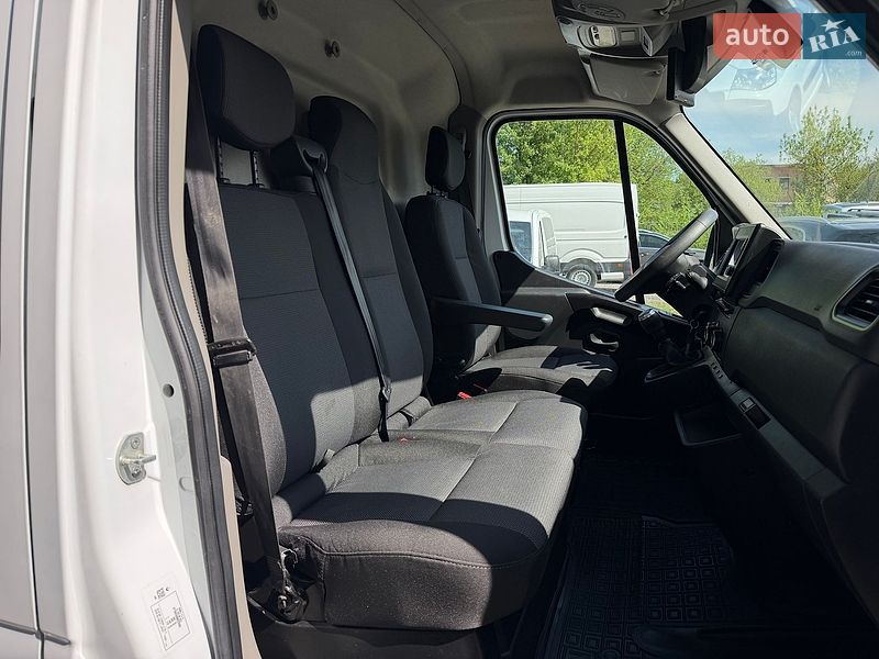 Вантажний фургон Renault Master 2021 в Бердичеві