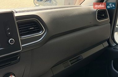 Вантажний фургон Renault Master 2021 в Бердичеві