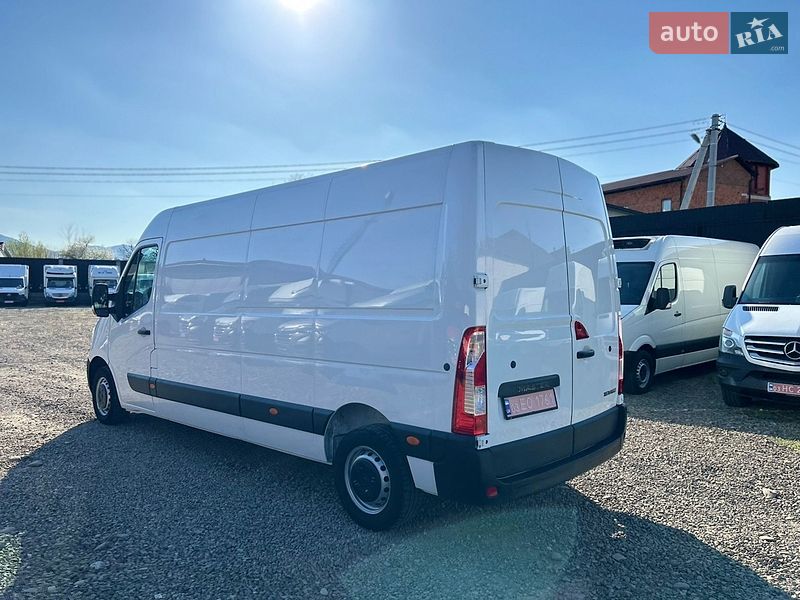 Грузовой фургон Renault Master 2018 в Хусте