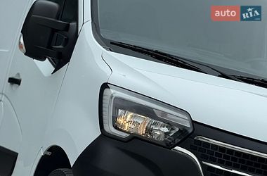 Вантажний фургон Renault Master 2020 в Дубні
