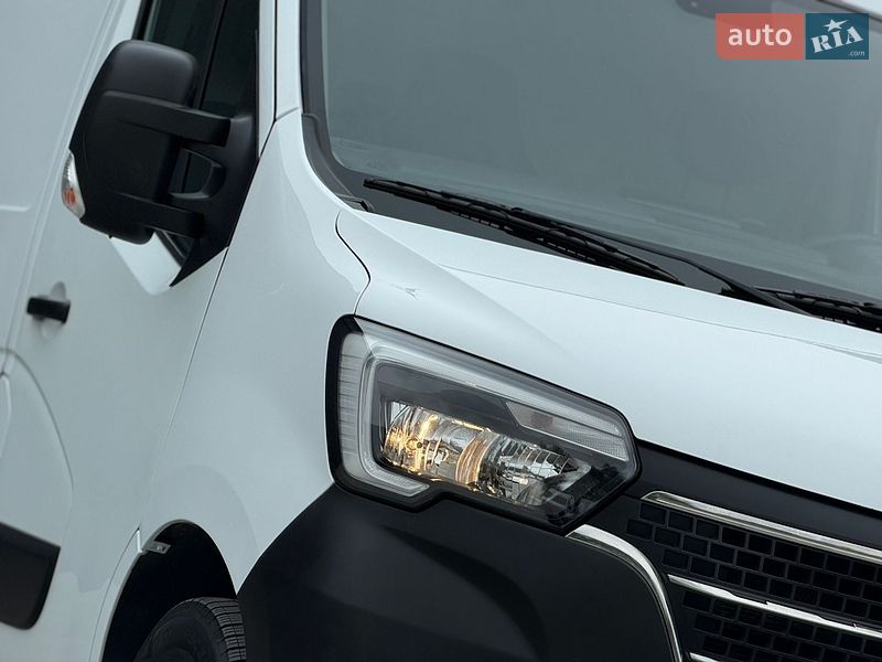 Вантажний фургон Renault Master 2020 в Дубні