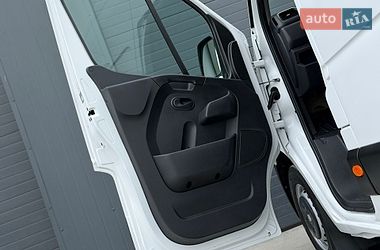 Вантажний фургон Renault Master 2020 в Дубні