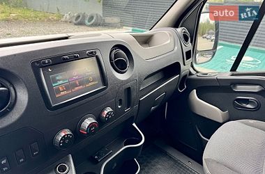 Вантажопасажирський фургон Renault Master 2017 в Ковелі