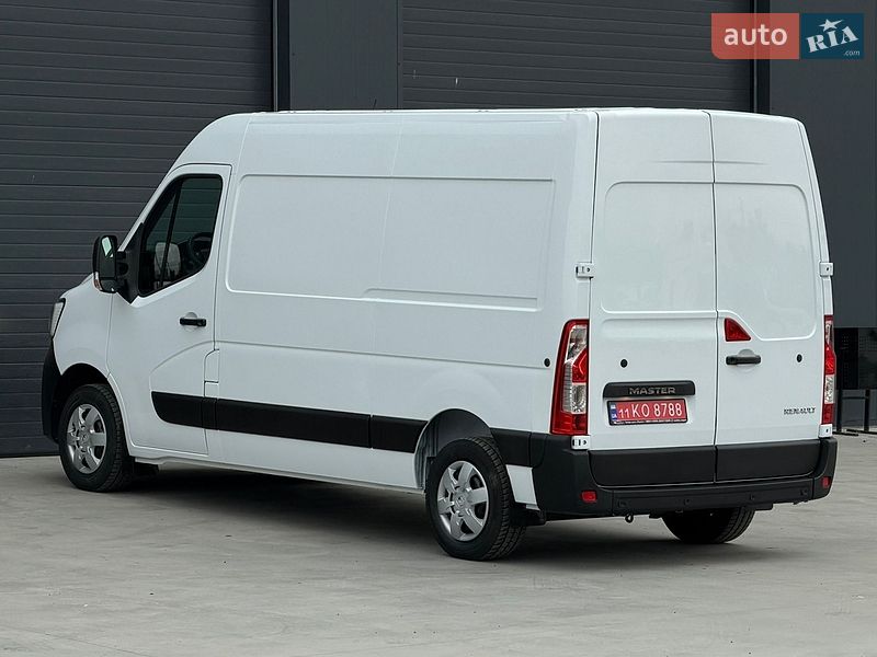 Грузовой фургон Renault Master 2022 в Дубно