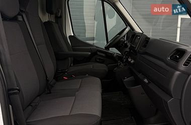 Грузовой фургон Renault Master 2022 в Дубно