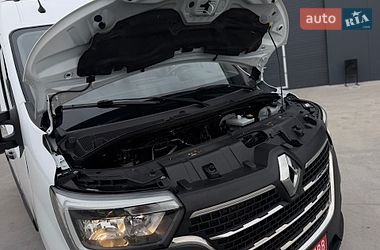 Грузовой фургон Renault Master 2022 в Дубно