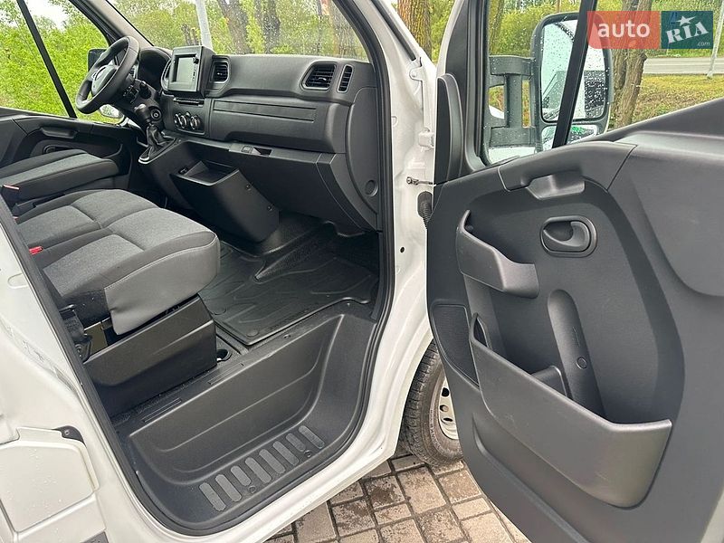 Інші вантажівки Renault Master 2022 в Києві