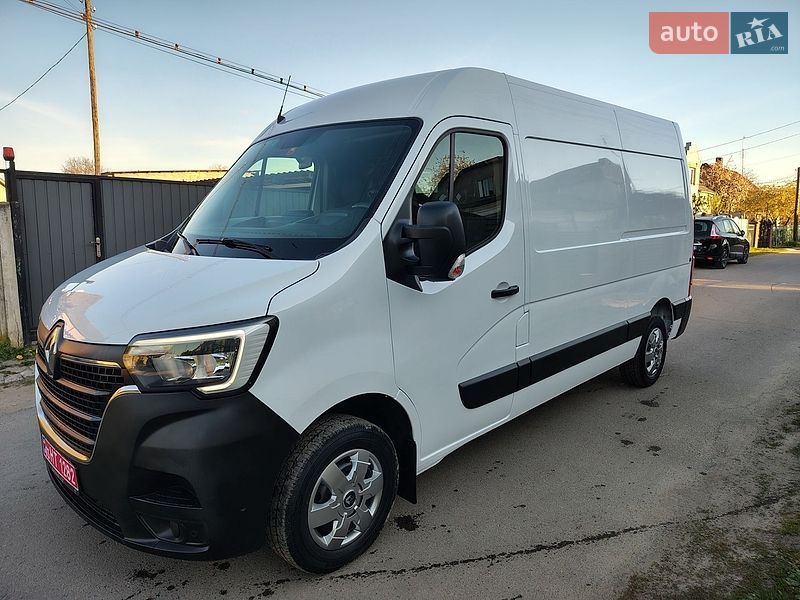 Вантажний фургон Renault Master 2022 в Дубні