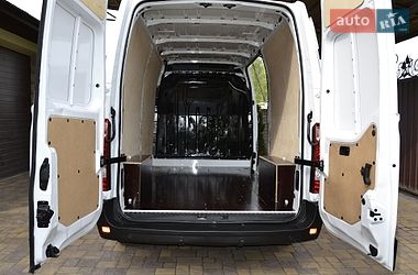 Вантажний фургон Renault Master 2018 в Полтаві