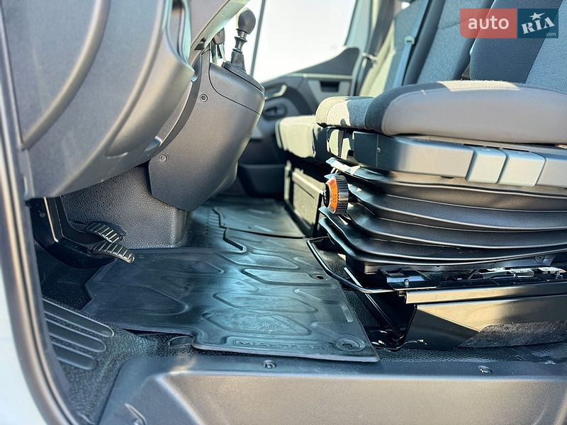 Городской автобус Renault Master 2019 в Киеве