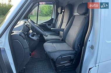 Грузовой фургон Renault Master 2017 в Дубно