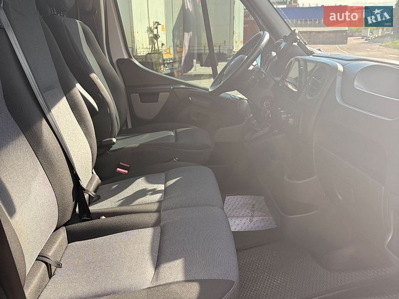 Грузовой фургон Renault Master 2018 в Львове